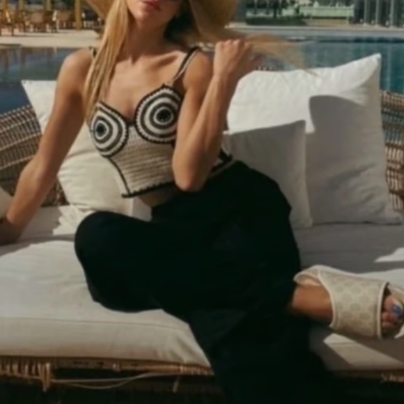 Size Medium Zara Crochet Crop Top - Picture 13 of 13